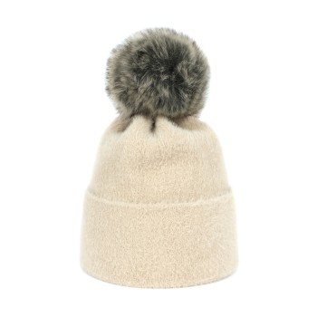 Czapka Soft Fluff Jasny Beż Klasyczna, ciepła czapka bez polaru w środku, idealna na jesienno-zimo